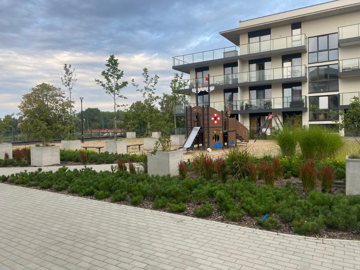 Red Bridge Resort - Apartament & Spa Dziwnow Exterior photo